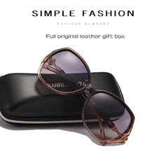 2021 Luxury Women Polarized Sunglasses Latest Lady's  UV400 Protection Crystal Feminin Cool Sun Glasses Diamond Vintage Gafas